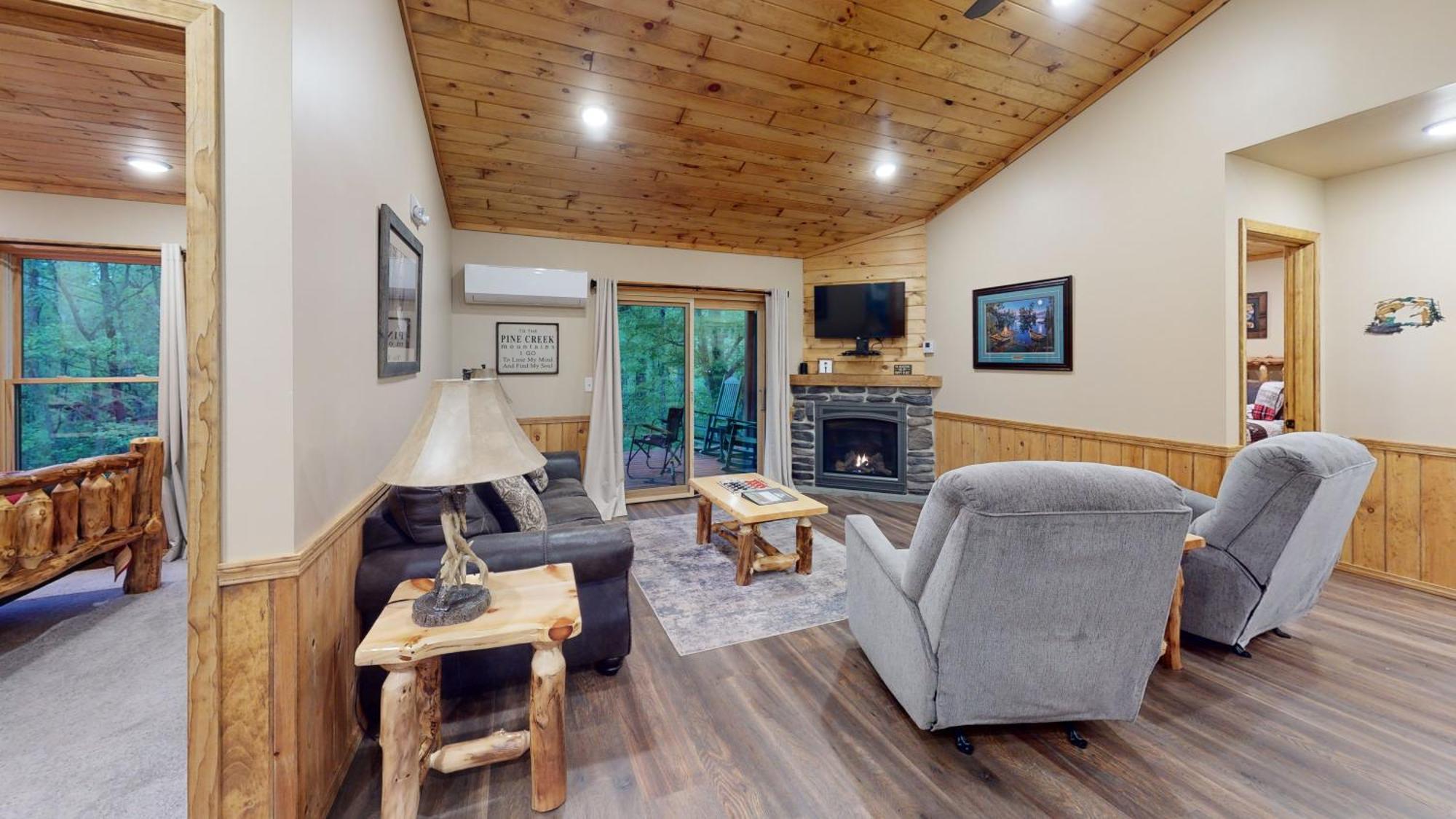 Rough Cut Lodge Gaines Extérieur photo