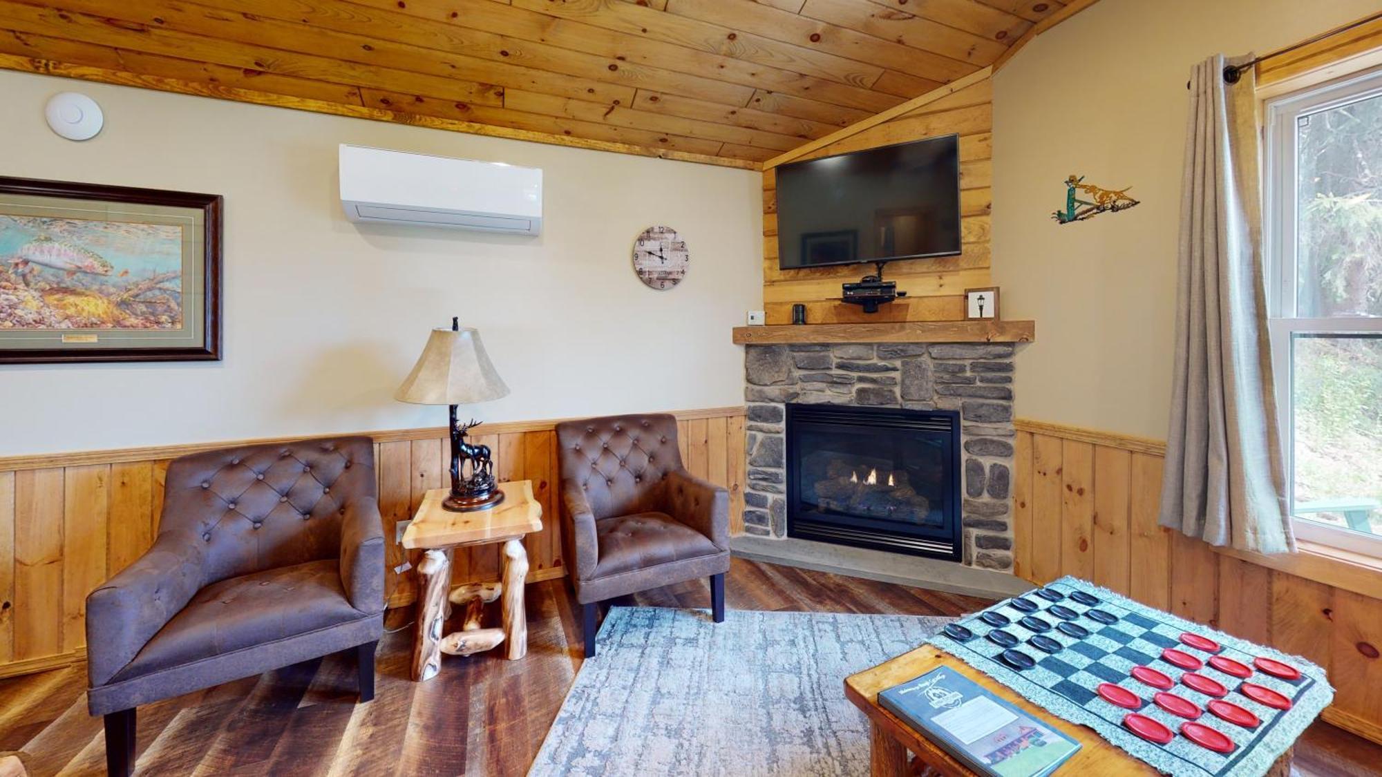 Rough Cut Lodge Gaines Extérieur photo