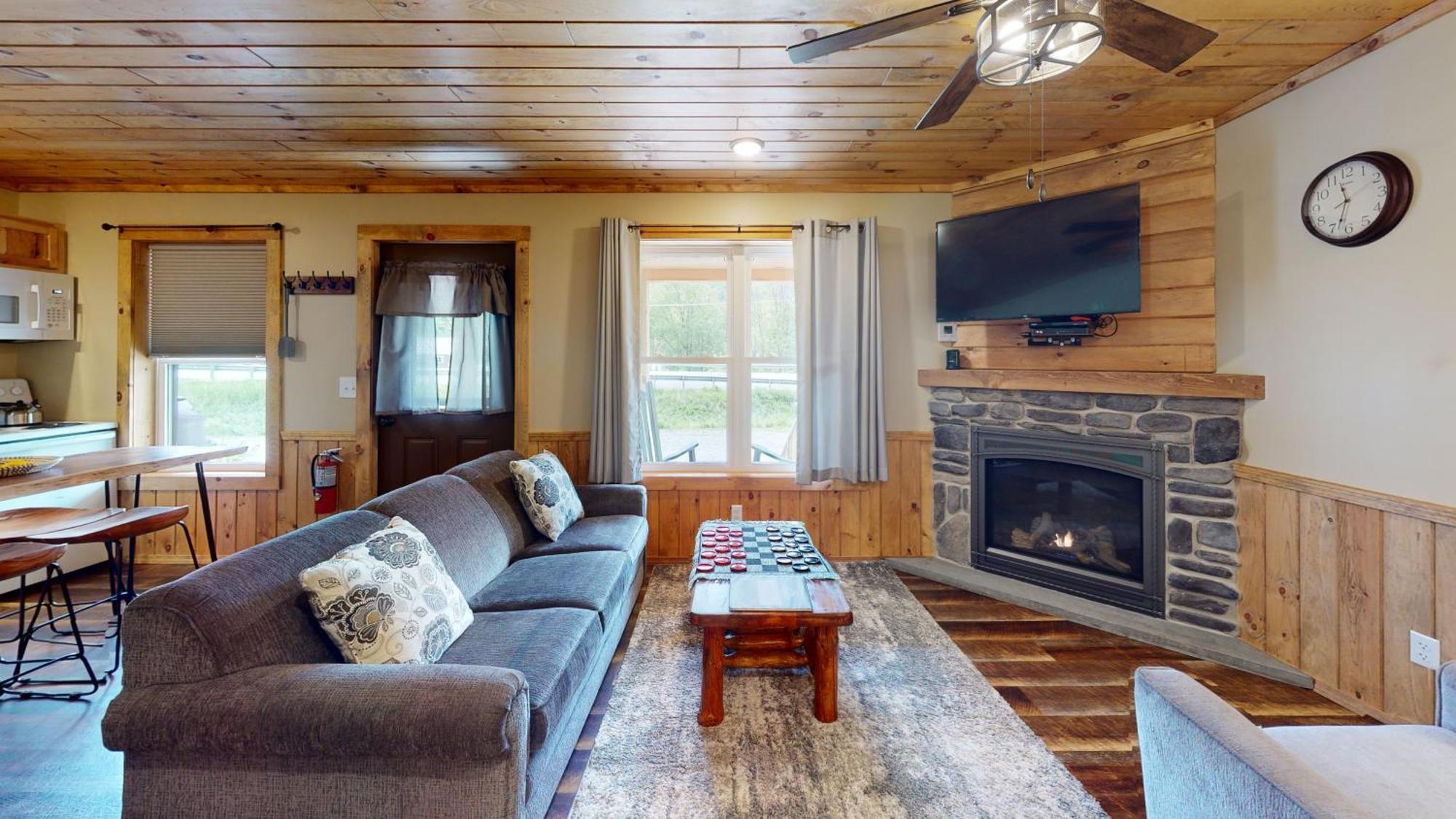 Rough Cut Lodge Gaines Extérieur photo