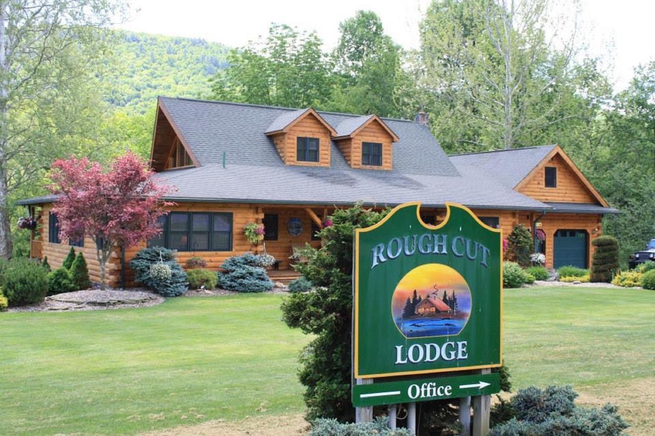 Rough Cut Lodge Gaines Extérieur photo